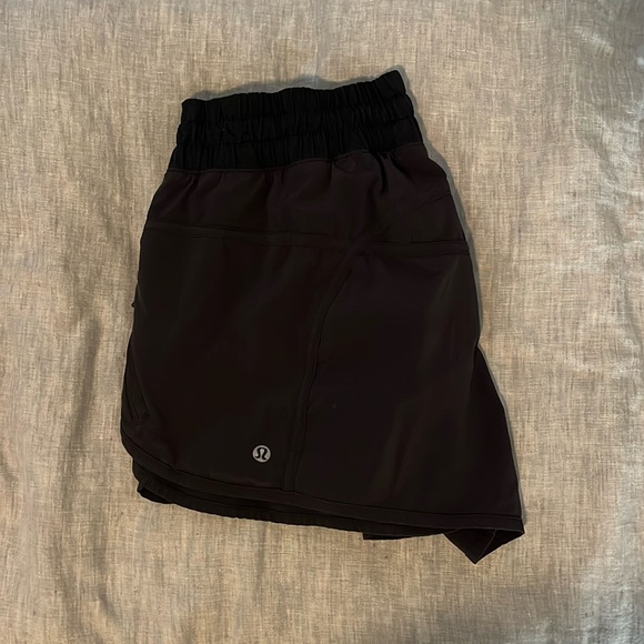 Lululemon Shorts - Picture 2 of 7
